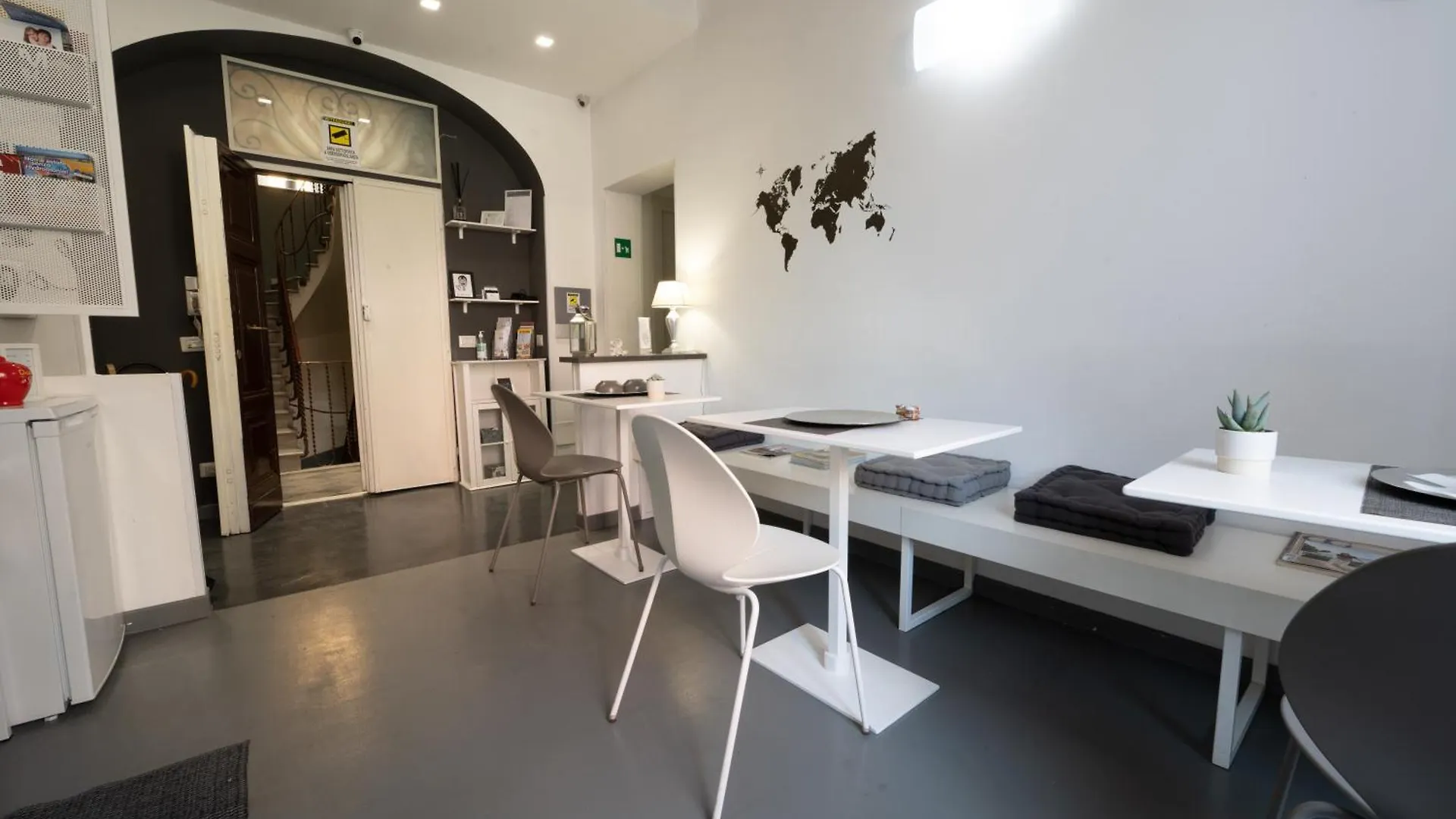 ** Couette-café Inn Urbe Colosseo Rome Italie