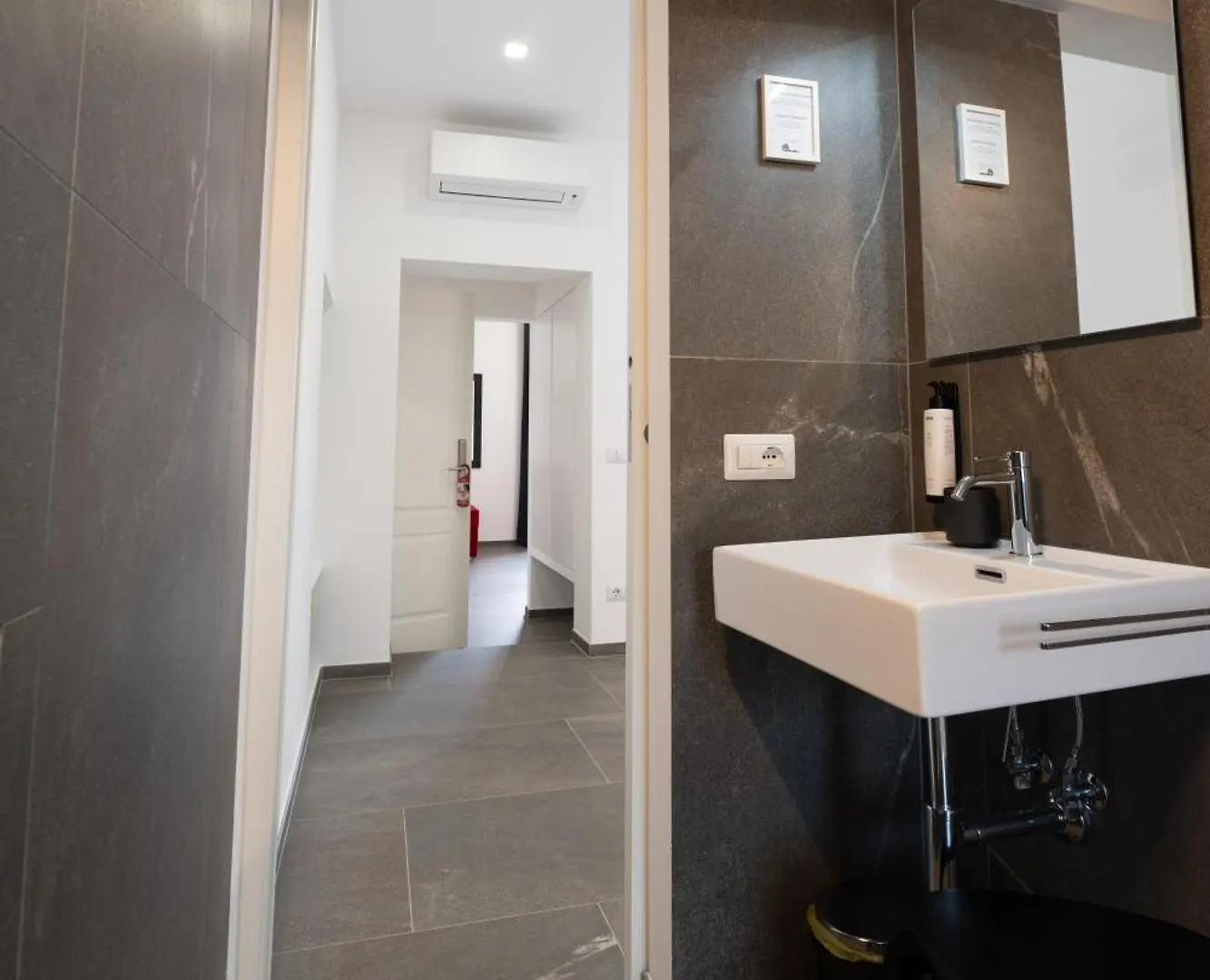 Inn Urbe Colosseo Rome