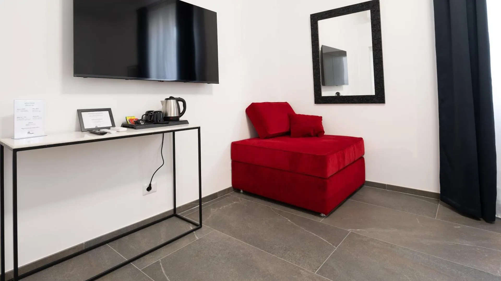 Inn Urbe Colosseo Rome