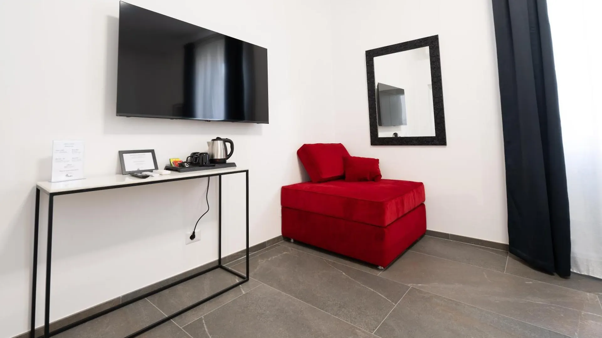 Inn Urbe Colosseo Rome 2*,  Italie